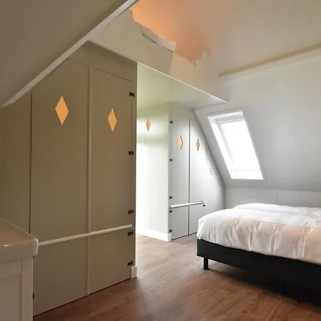 Spacious In Middenbeemster, Cleaning Included Nyaraló Middenbeemster