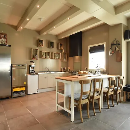 Spacious In Middenbeemster, Cleaning Included *