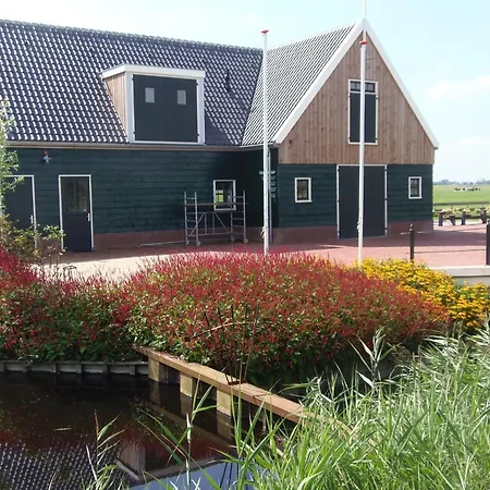 Spacious In Middenbeemster, Cleaning Included Semesterbostad *
