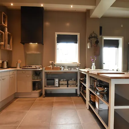 Spacious In Middenbeemster, Cleaning Included *
